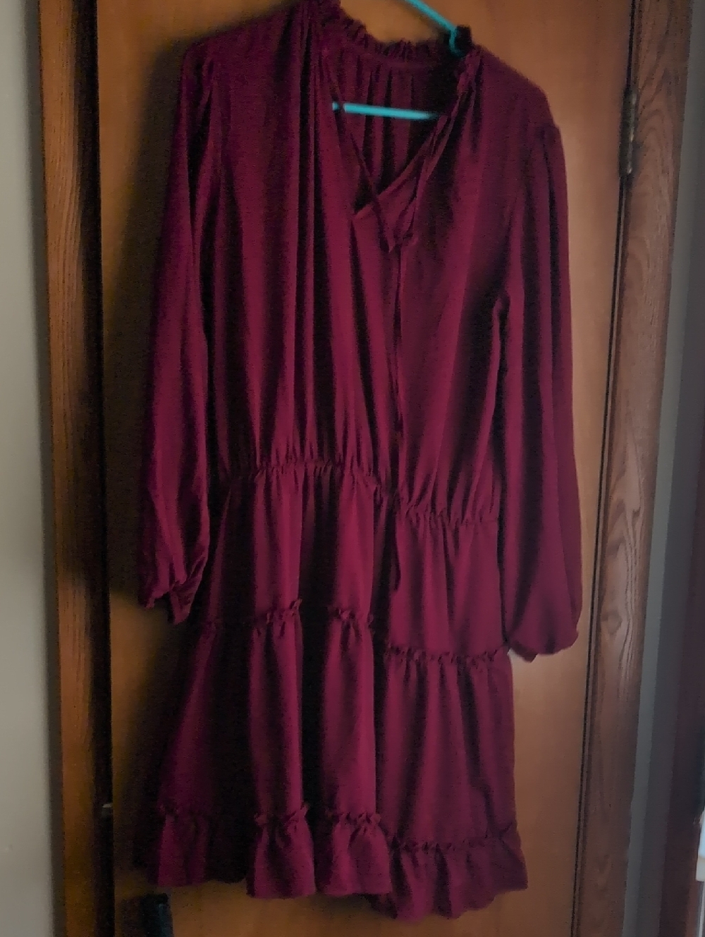 XL Women's Burgundy Long-Sleeve Tiered Dress